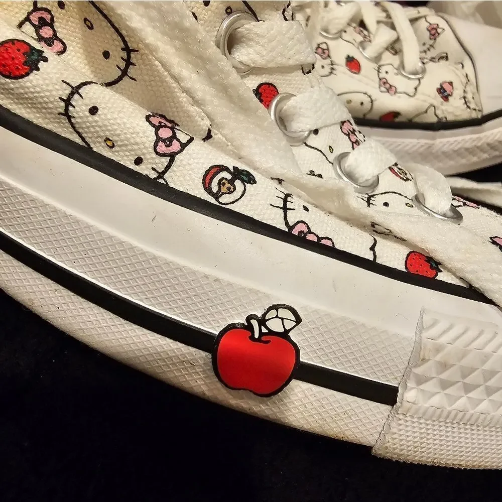 CONVERSE CHUCK 70 Low HELLO KITTY - 10 Men's/12‎ Women's - Picture 8 of 10